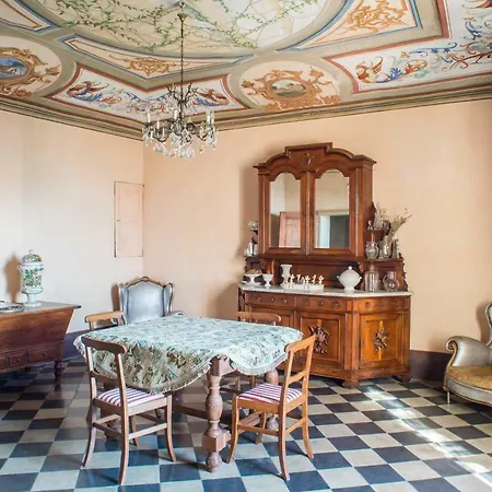 Casa Dei Leoni Villa Carpeneto