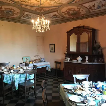 Casa Dei Leoni * Carpeneto
